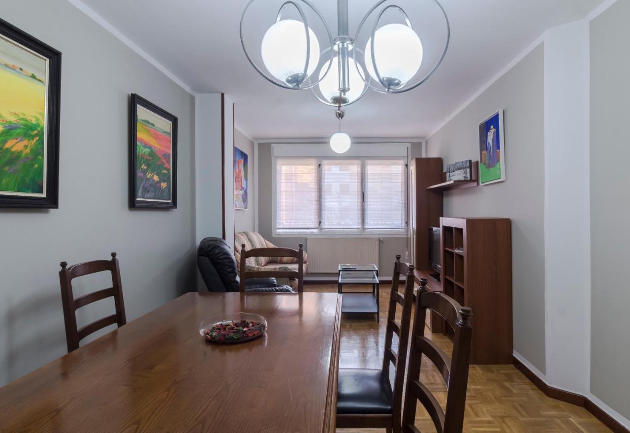 Apartamento Vital Aza Пола де Лена Екстериор снимка
