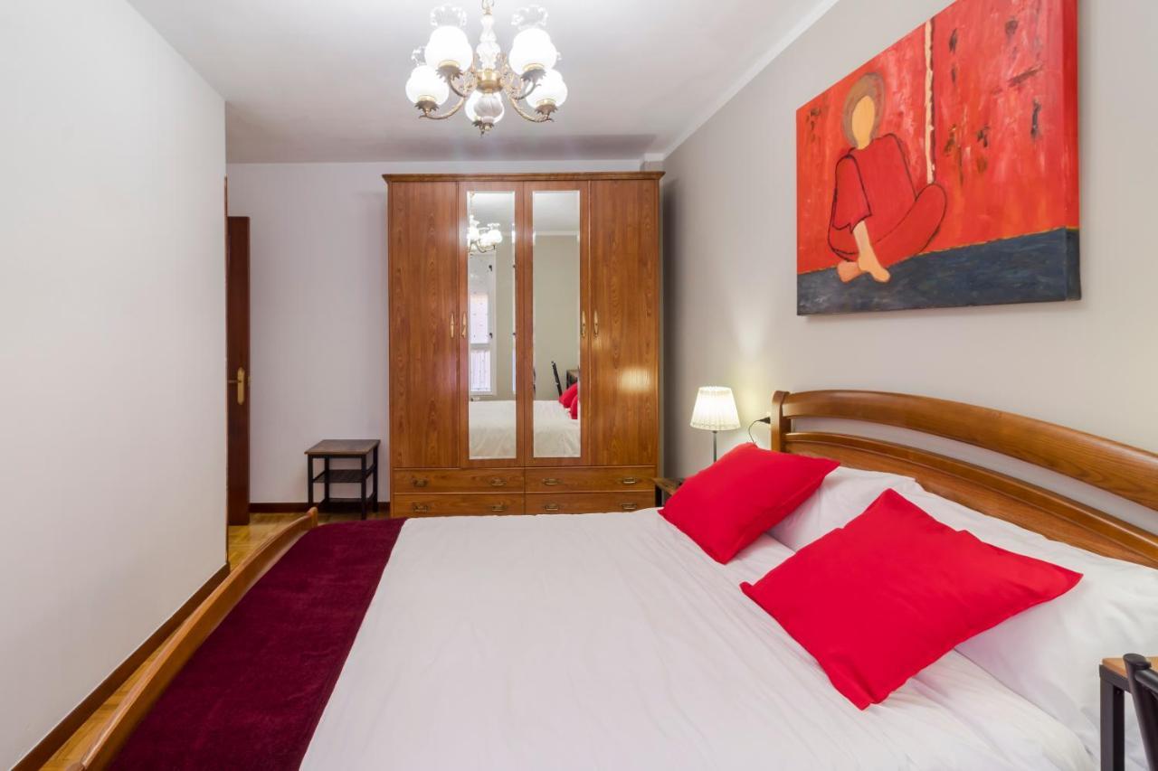 Apartamento Vital Aza Пола де Лена Екстериор снимка
